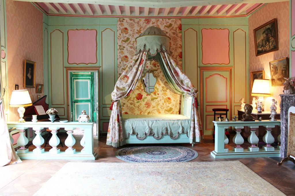 Chateau Du Boschet Bed & Breakfast Bourg-des-Comptes Exterior photo